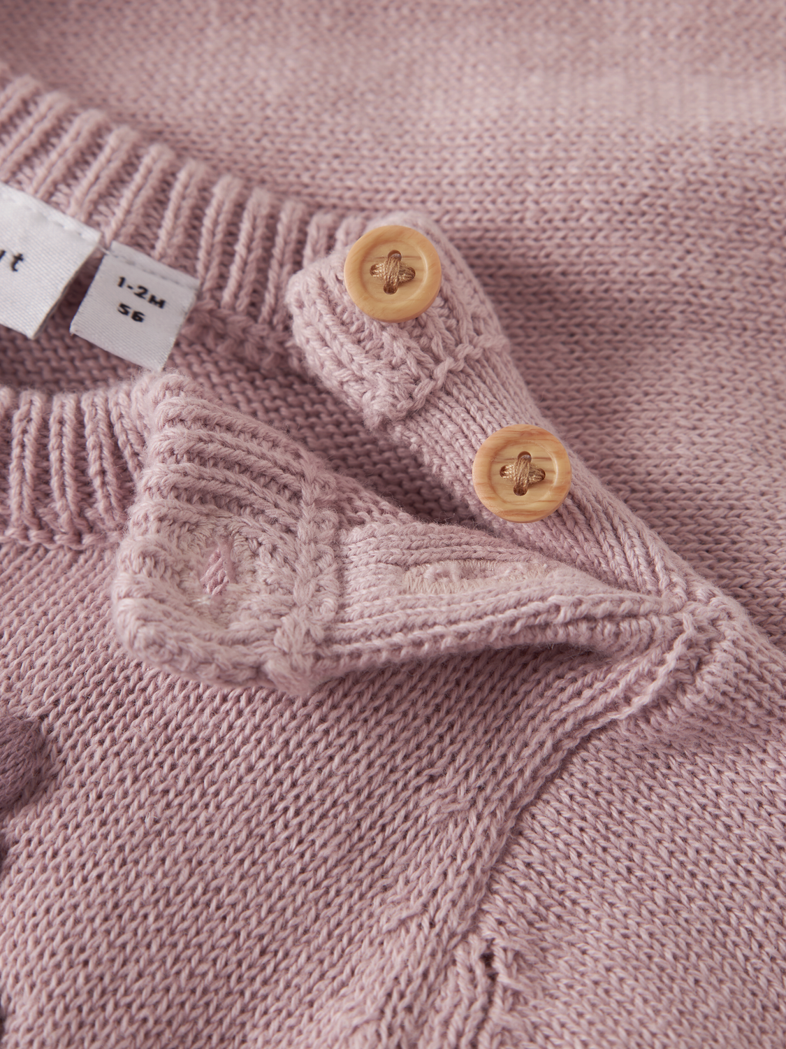 model_shot-front_full